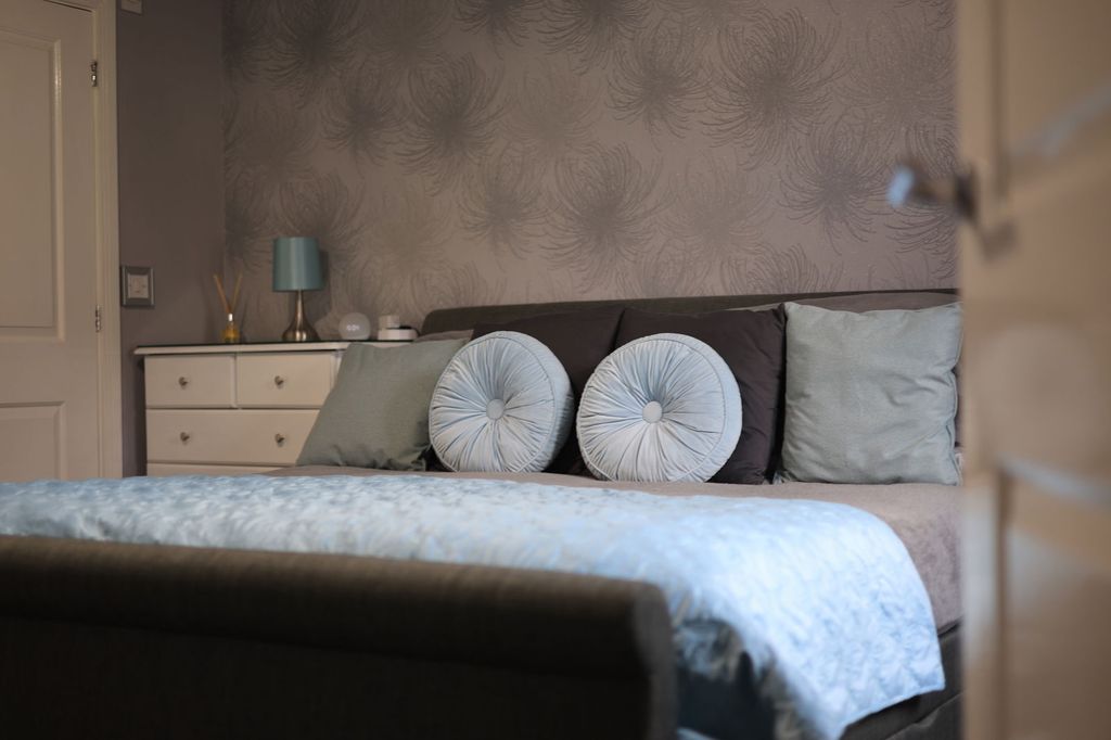 Additional image 9 of 5 bed detached house for saleBerryfield Way, Carterton OX18