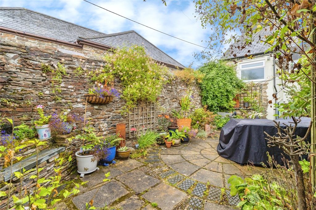 Additional image 2 of 5 bed end terrace house for saleValentine Row, Callington, Cornwall PL17