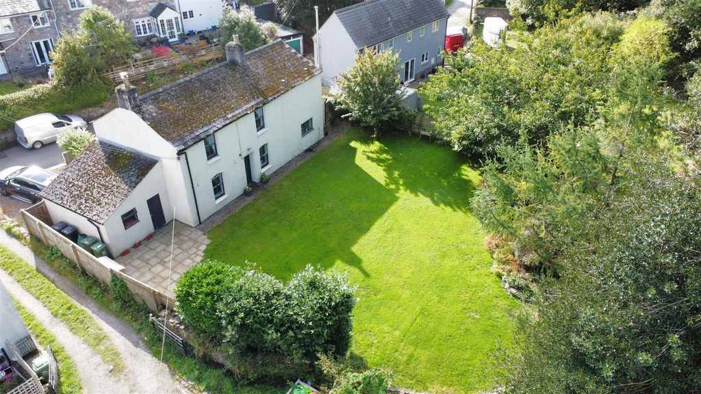 4 bed detached house for saleRailway Road, Cinderford GL14