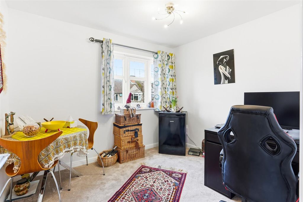 Additional image 6 of 2 bed flat for saleRochester Road, Carshalton SM5