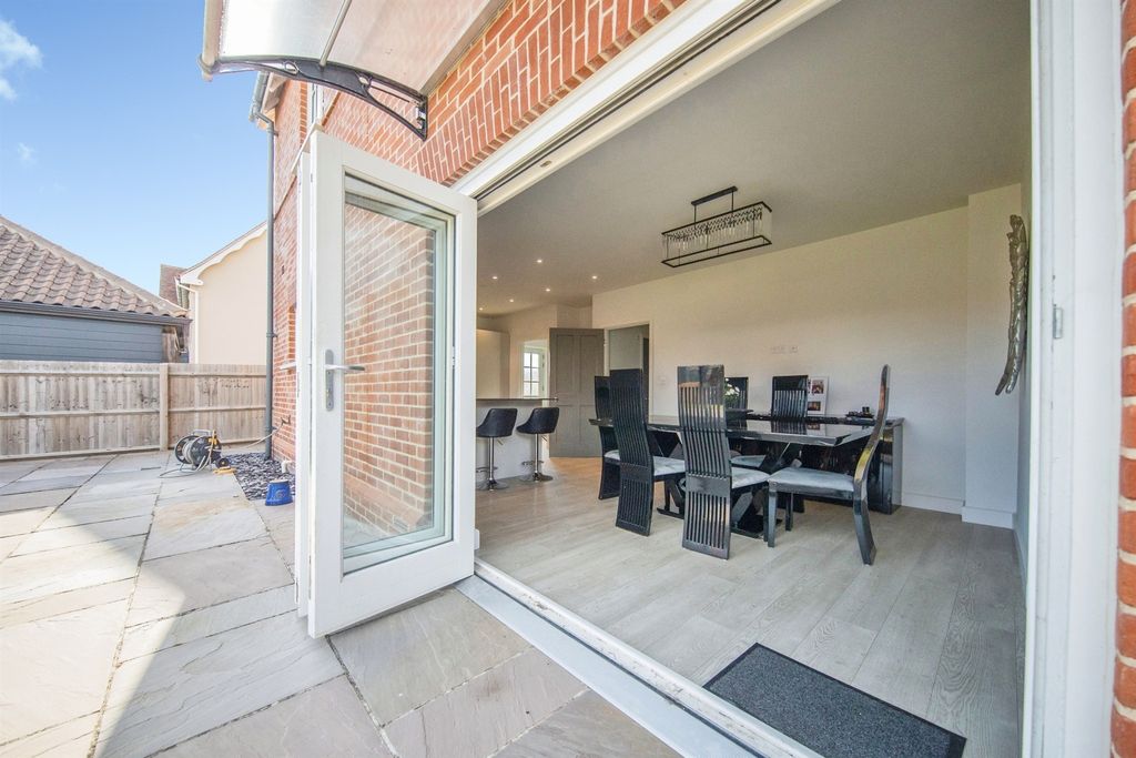 Additional image 17 of 4 bed detached house for saleWest Field Lane, St. Osyth, Clacton-On-Sea CO16