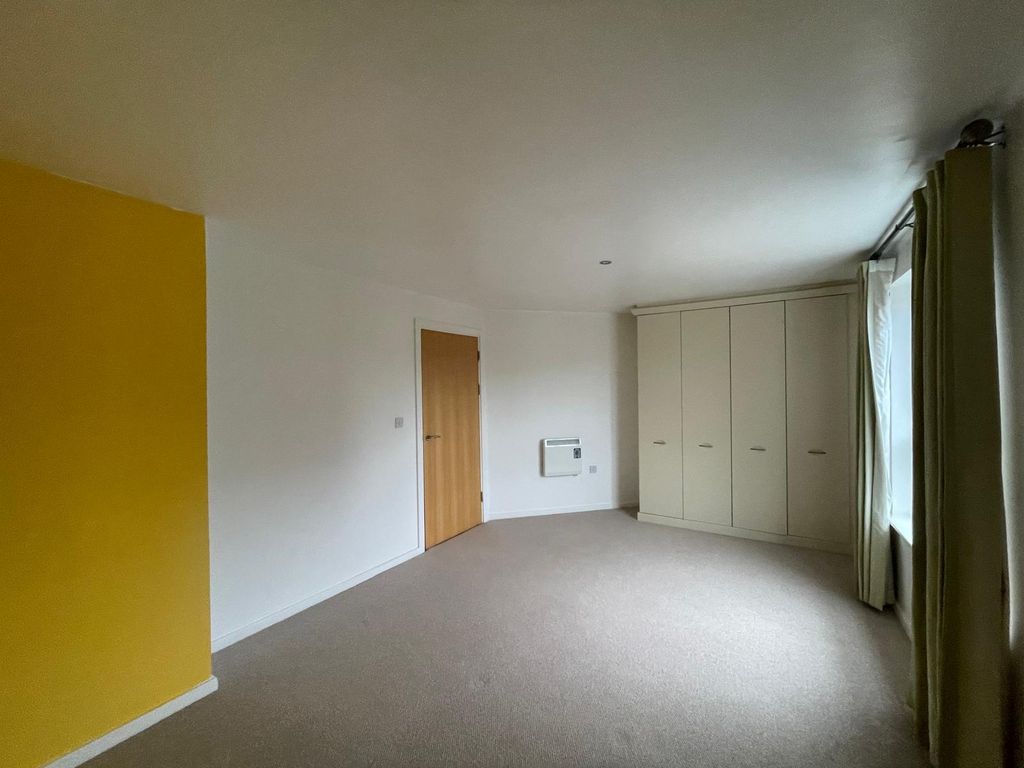 Additional image 9 of 3 bed flat for saleFlat 30, Cwrt Naomi, Pentre Doc Y Gogledd, Llanelli, Carmarthenshire SA15