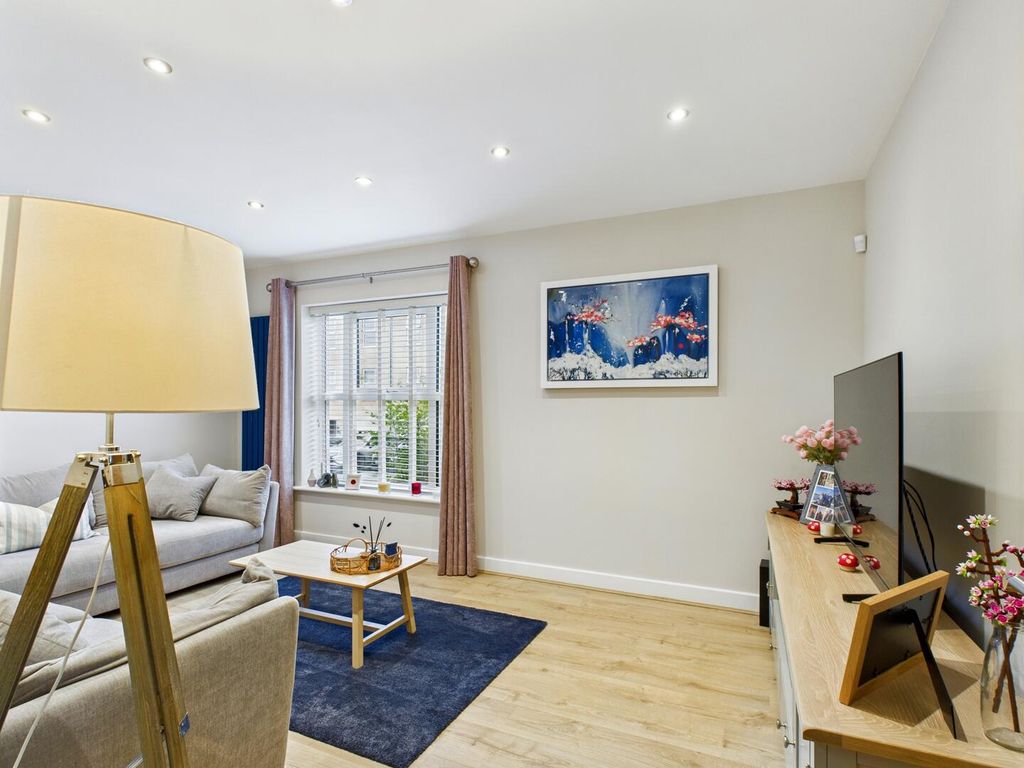 Additional image 11 of 4 bed property for saleHaydock Avenue, Castleford WF10