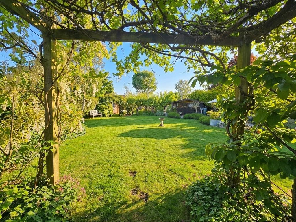Additional image 2 of 5 bed detached house for saleHardenhuish Lane, Chippenham SN14