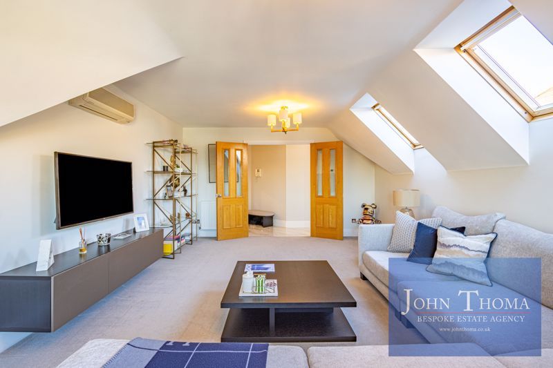 Additional image 9 of 3 bed flat for saleManor Road, Chigwell IG7