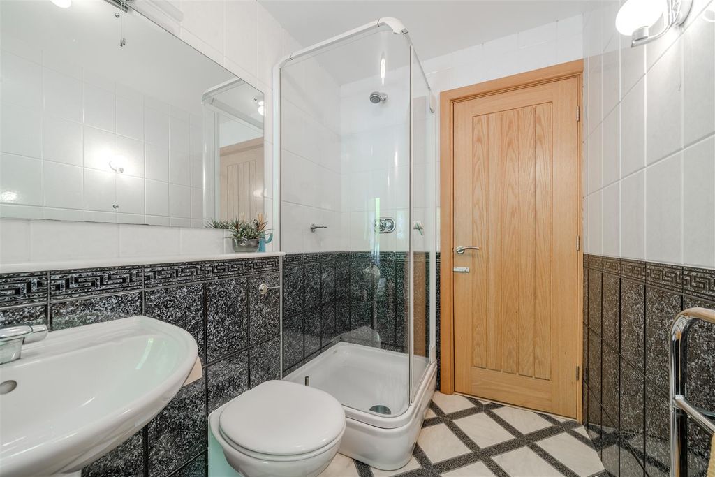 Additional image 33 of 6 bed detached house for saleLansdale House, Riggotts Lane, Walton, Chesterfield S42