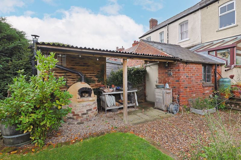 Additional image 39 of 5 bed semi-detached house for saleOld Hall Road, Chesterfield S40