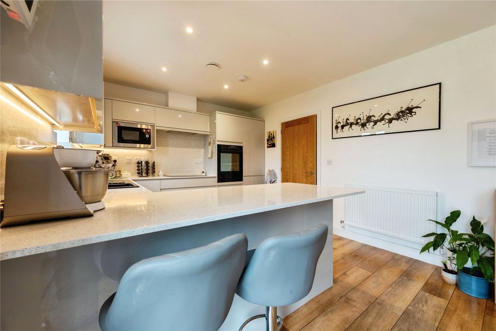 3 bed bungalow for saleStarling Close, Higher Cross Lane, Camelford, Cornwall PL32 photo 2