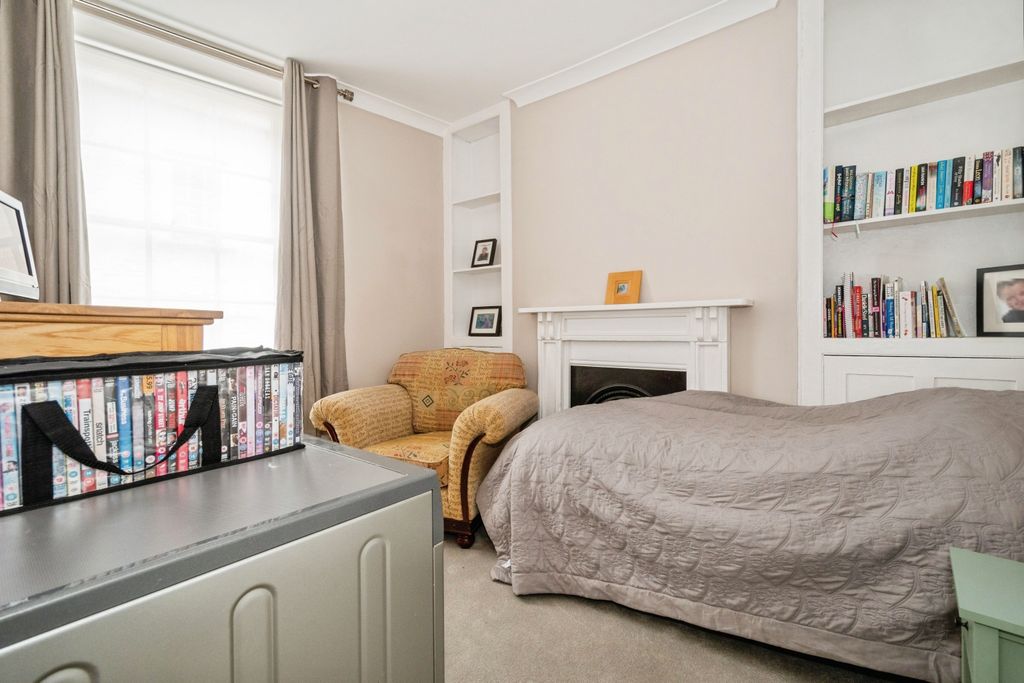 Additional image 15 of 3 bed flat for saleKing Street, Tavistock PL19