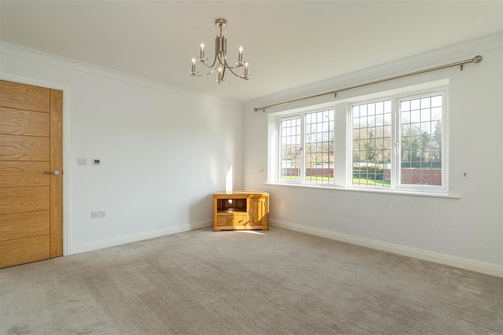 Additional image 11 of 7 bed detached house for saleChapel Fold, Whittle-Le-Woods, Chorley PR6
