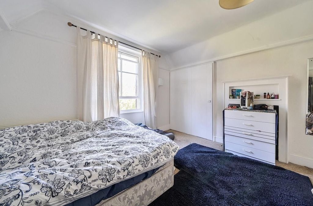 Additional image 6 of 2 bed flat for saleLower Camden, Chislehurst, Kent BR7