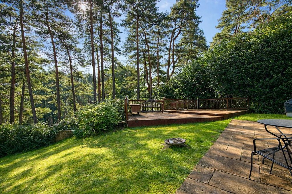 Additional image 23 of 4 bed detached bungalow for saleWalkers Ridge, Camberley GU15
