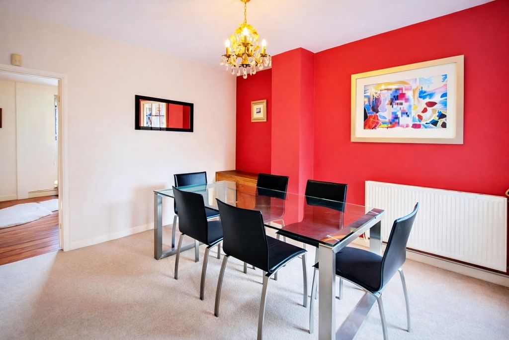 Additional image 6 of 2 bed flat for saleBlack Friars, Chester, Cheshire CH1