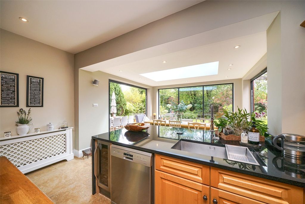 Additional image 5 of 5 bed detached house for saleChiltern Close, Bushey, Hertfordshire WD23