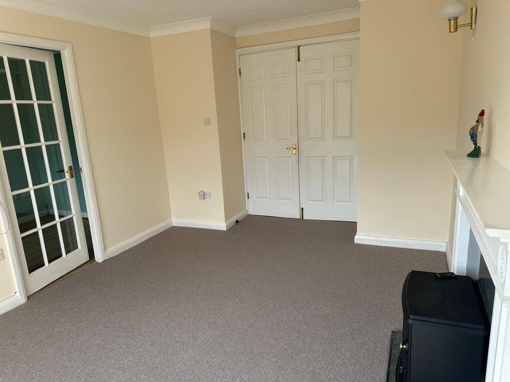 Additional image 5 of 2 bed flat for saleTrafalgar Road, Cirencester, Gloucestershire GL7