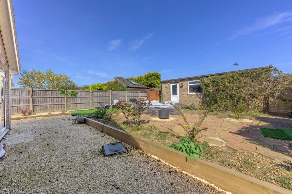 Additional image 34 of 4 bed bungalow for saleEastwood, Chatteris PE16