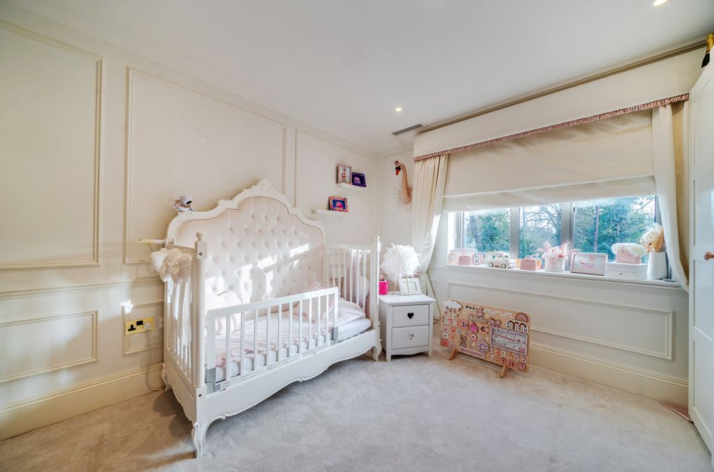 Additional image 19 of 5 bed detached house for saleLeesons Hill, Chislehurst BR7