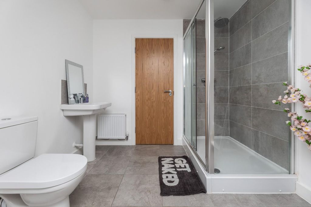 Additional image 19 of 5 bed detached house for saleColclough Close, Castleford WF10