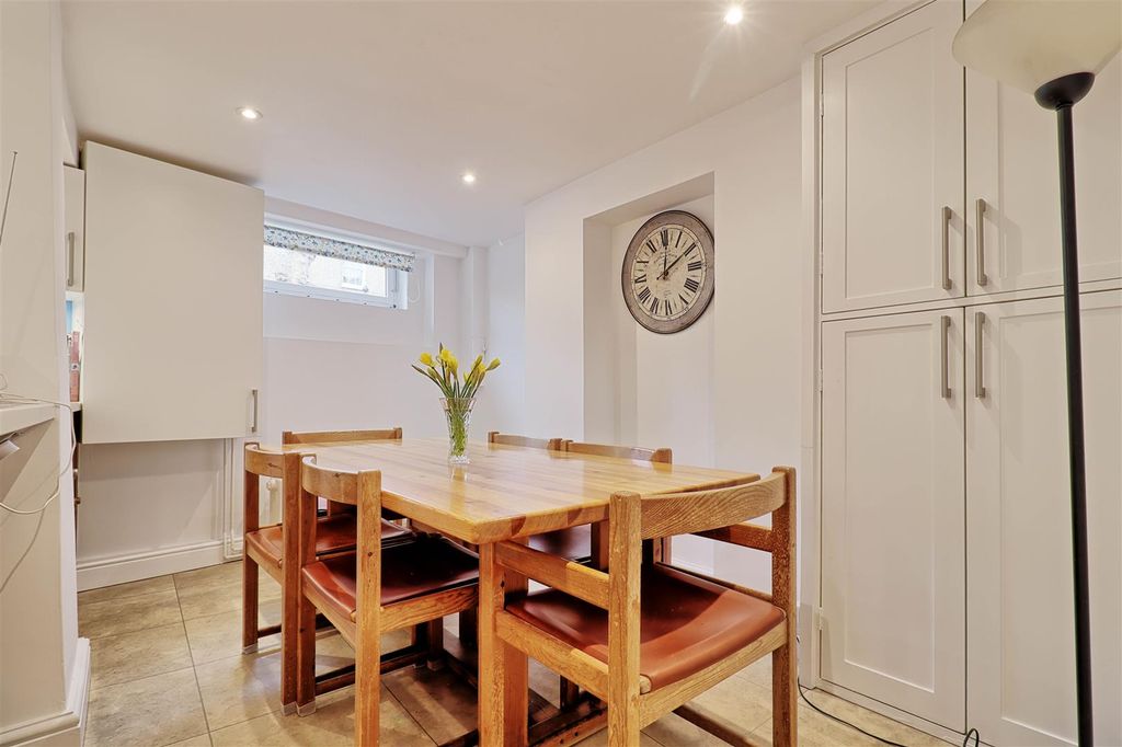 Additional image 5 of 4 bed detached house for saleMaids Causeway, Cambridge CB5