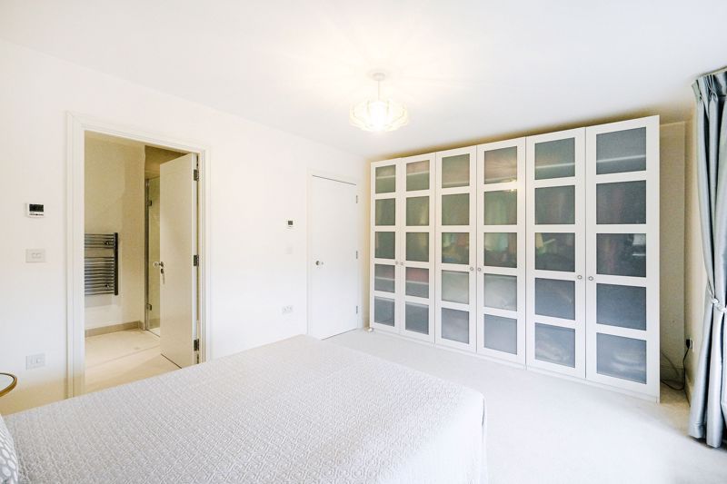 Additional image 22 of 5 bed detached house for saleHigh Road, Chigwell IG7