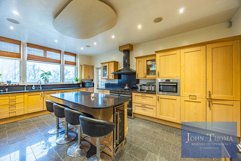 Additional image 10 of 6 bed detached house for saleManor Road, Chigwell IG7