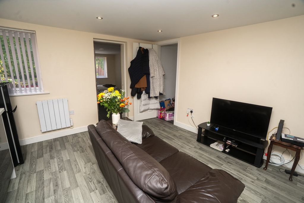 Additional image 2 of 2 bed flat for salePark Road, Chorley PR7
