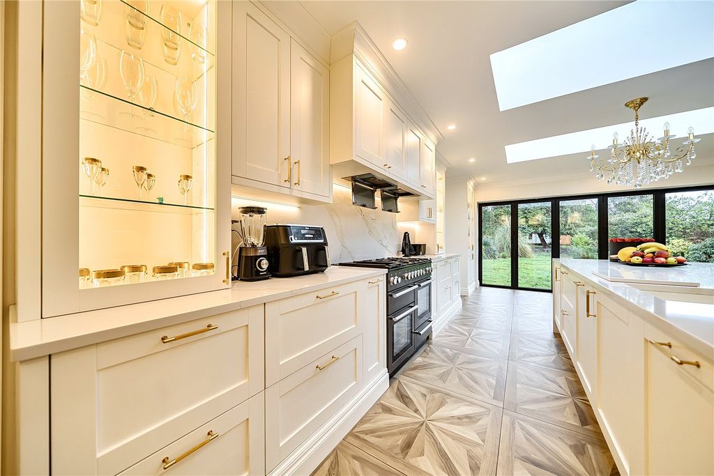Additional image 47 of 5 bed detached house for saleMarlings Park Avenue, Chislehurst BR7