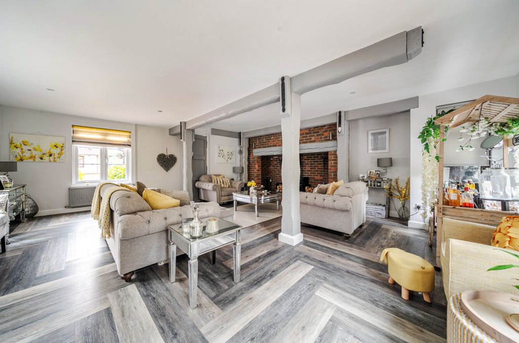 Additional image 19 of 5 bed detached house for saleYoulden Drive, Camberley, Surrey GU15