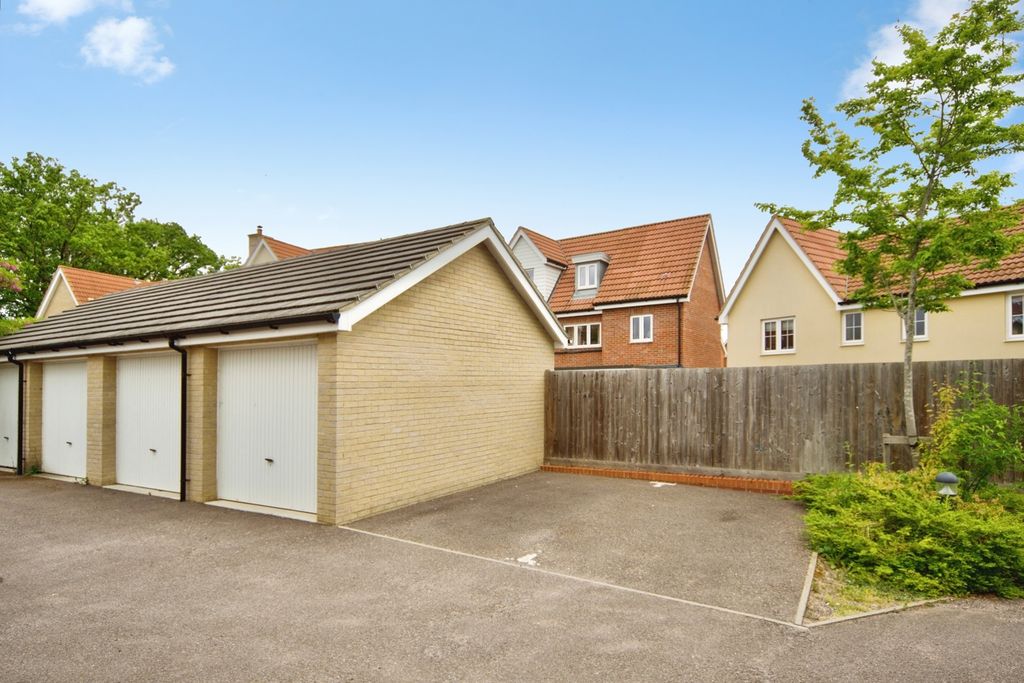 Additional image 23 of 4 bed end terrace house for saleAlderwood Terrace, Chigwell IG7