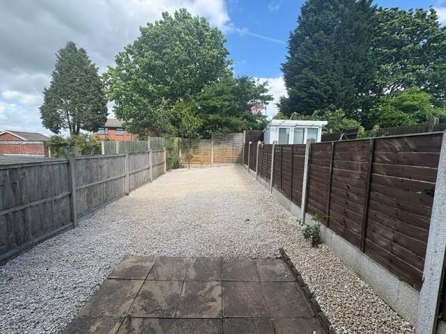 Additional image 4 of Studio for saleColumbian Crescent, Burntwood WS7