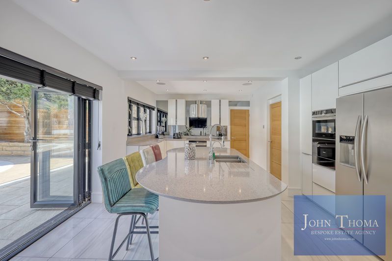 Additional image 8 of 4 bed detached house for saleCourtland Drive, Chigwell IG7