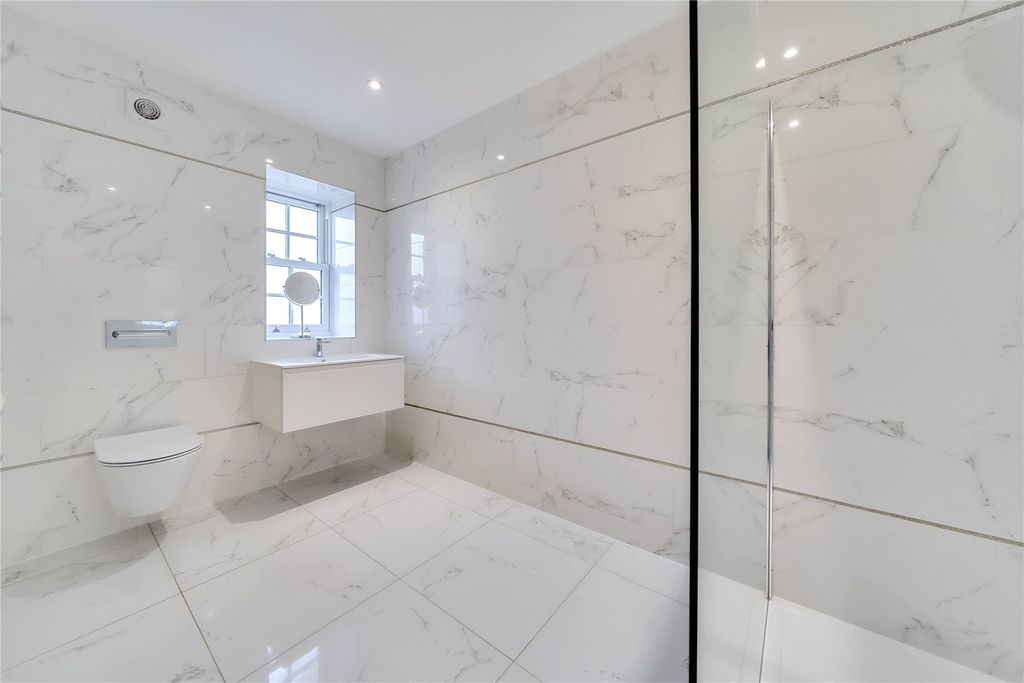 Additional image 20 of 5 bed detached house for saleMarlings Park Avenue, Chislehurst BR7