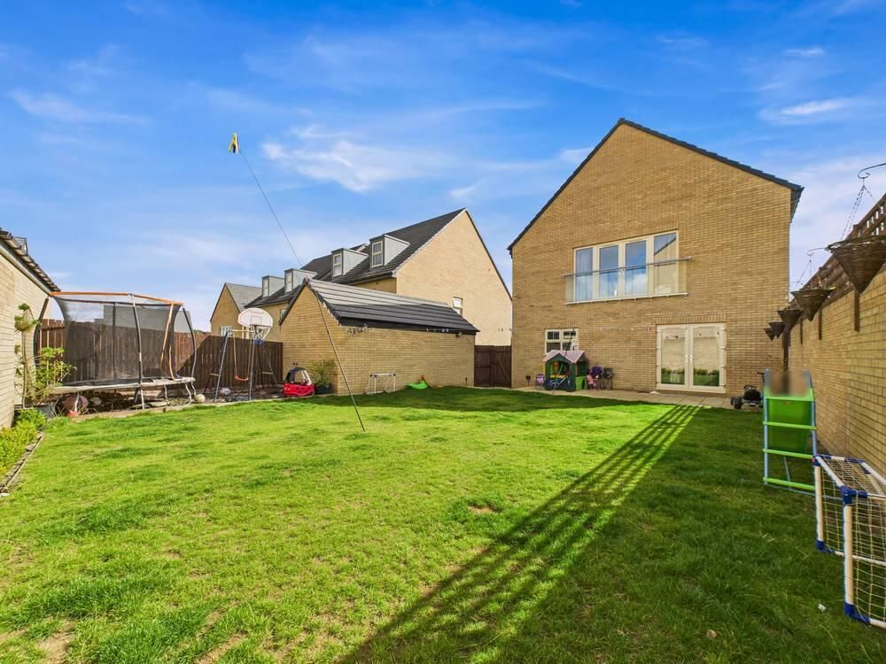 Additional image 3 of 4 bed detached house for saleHaydock Avenue, Castleford WF10