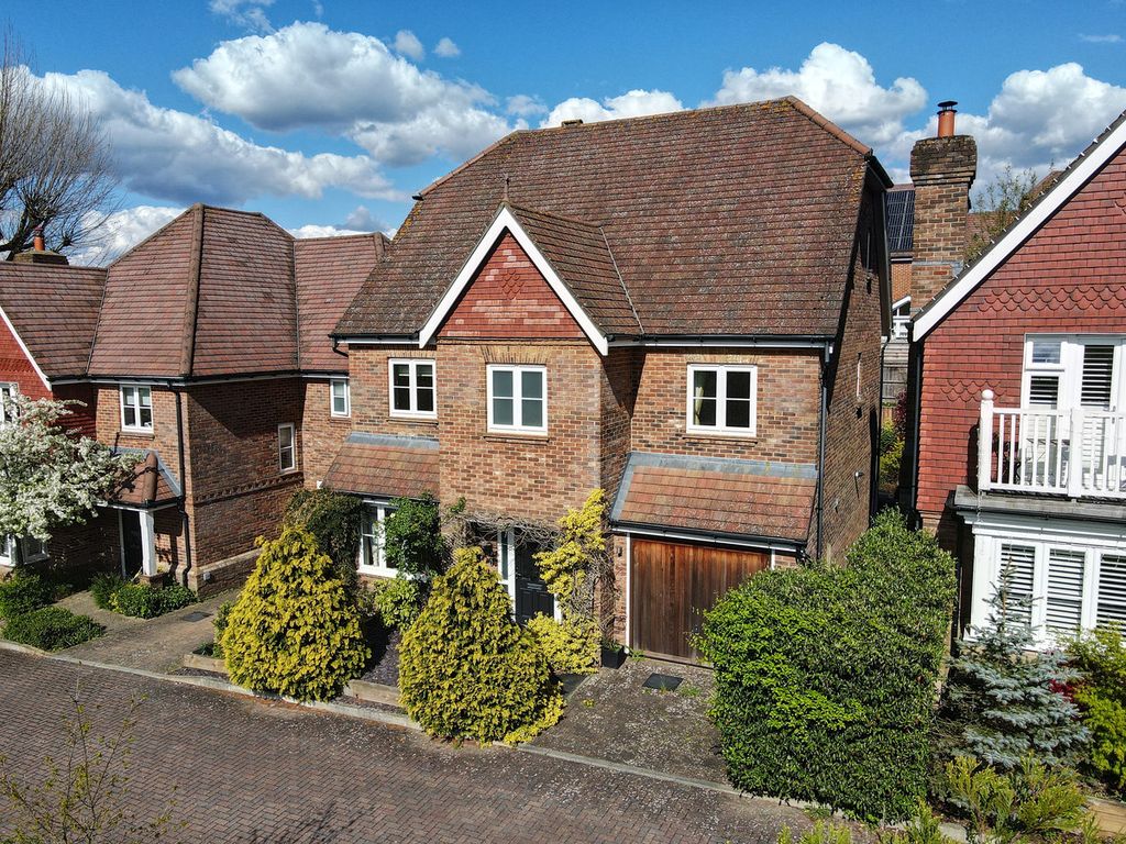 Additional image 22 of 5 bed detached house for saleHolland Park, Caterham CR3