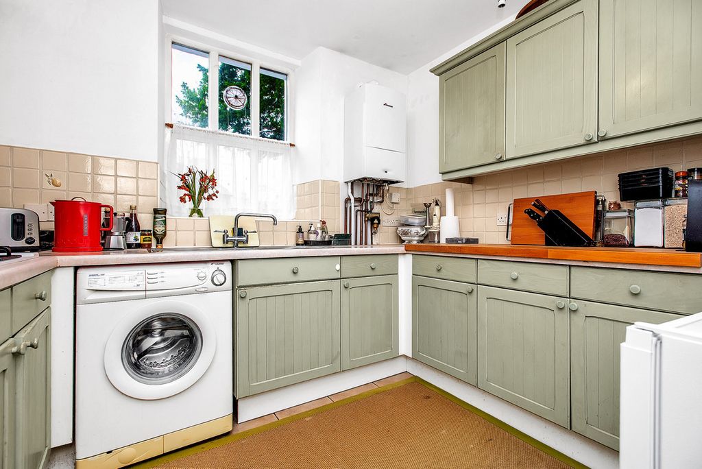 Additional image 7 of 1 bed flat for saleWood Close Gardens, Arnside LA5