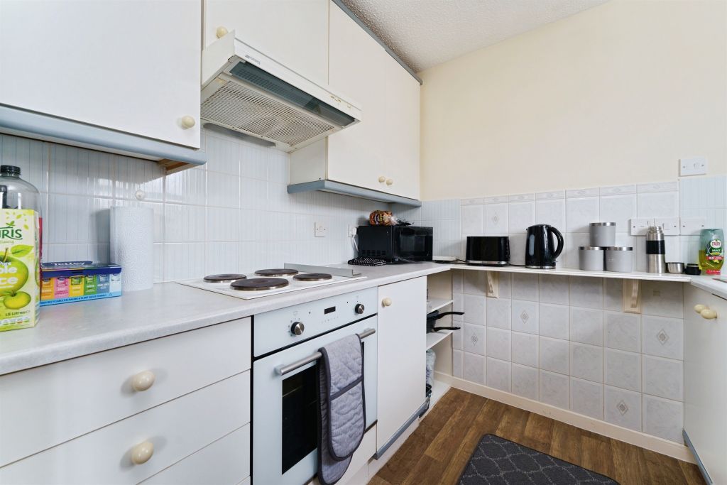 Additional image 10 of 1 bed flat for saleCamargue Drive, March PE15