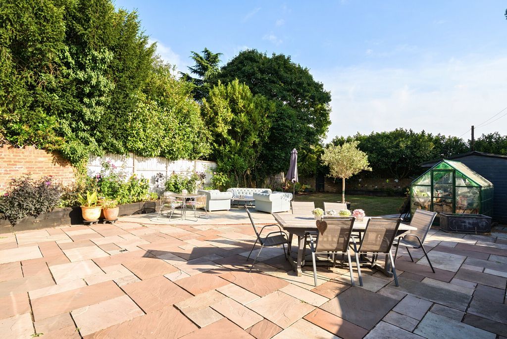 Additional image 3 of 4 bed end terrace house for saleSt. Anns Hill Road, Chertsey KT16