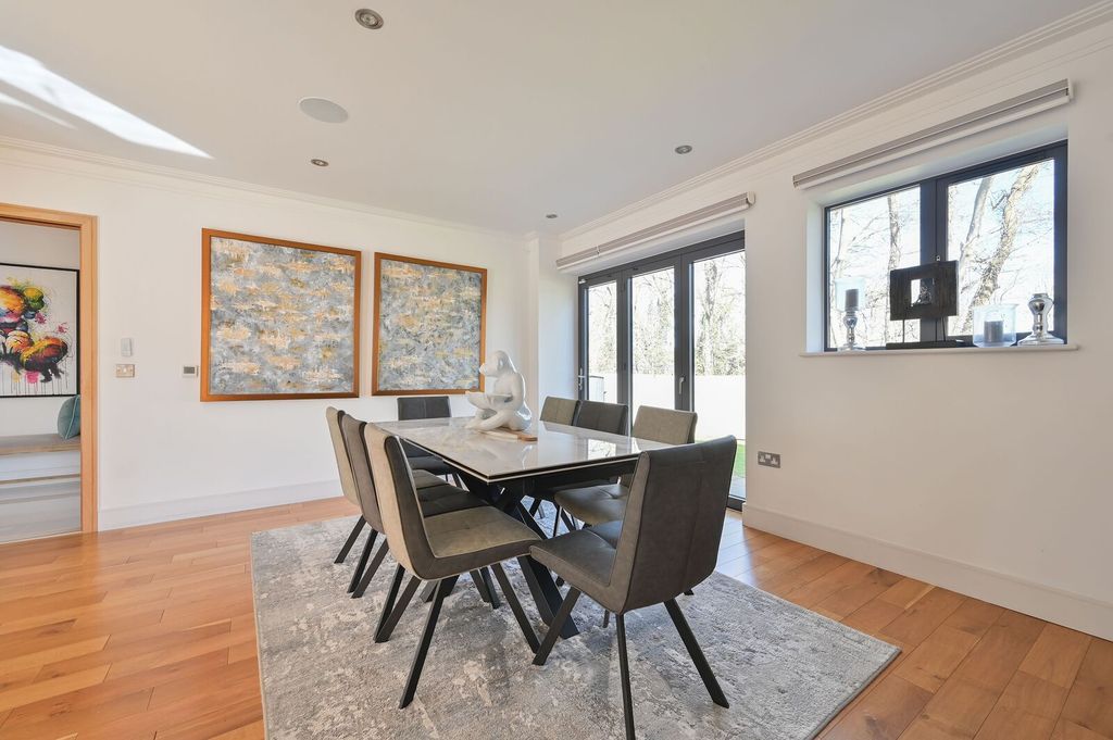 Additional image 9 of 5 bed detached house for saleThe Harlequins, Sandy Lane, Bushey WD23