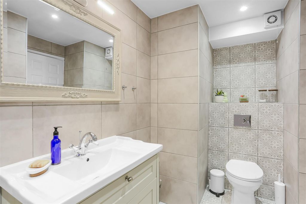 Additional image 15 of 2 bed flat for saleNorth Street, Carshalton SM5