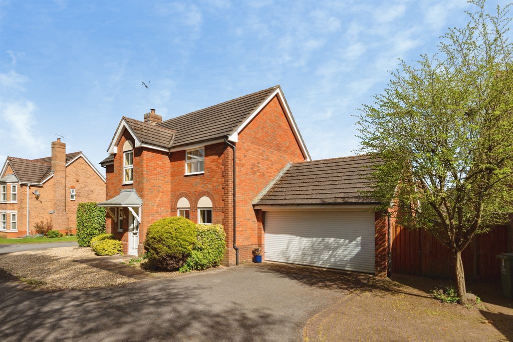 Additional image 19 of 4 bed detached house for salePlumpton Close, Chippenham SN14