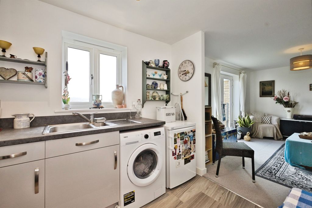 Additional image 7 of 2 bed flat for saleBatten Drive, Sherborne DT9