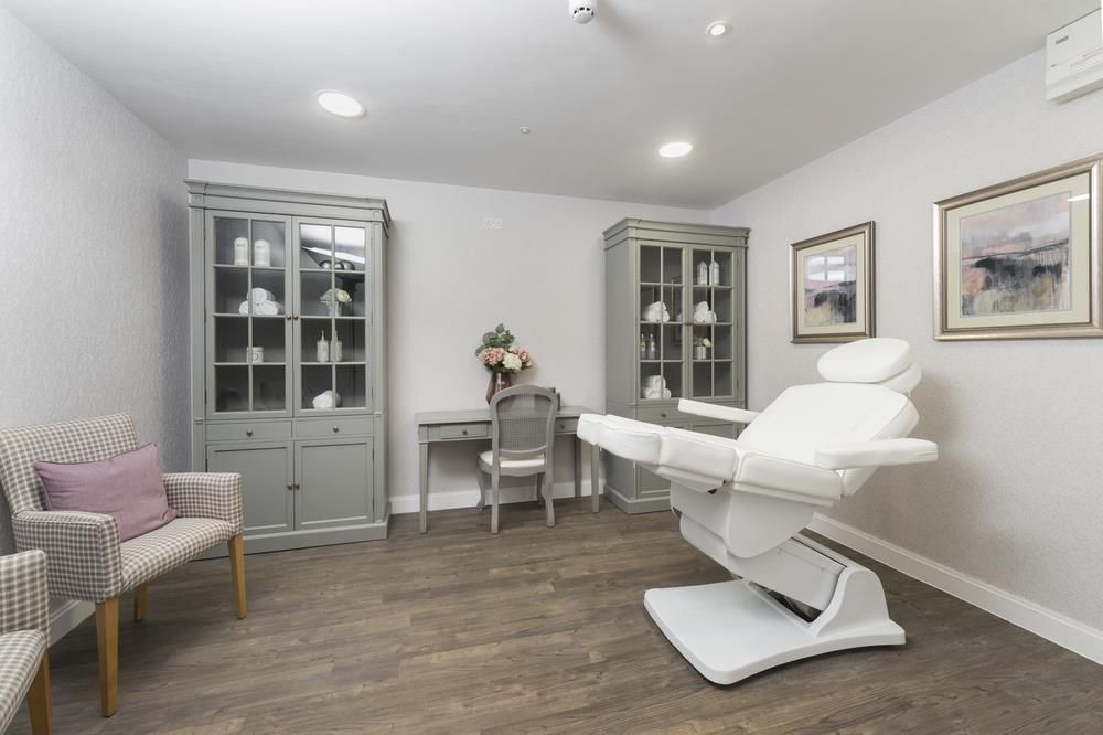 Additional image 16 of 2 bed flat for saleTrinity Road, Chipping Norton, Oxfordshire OX7