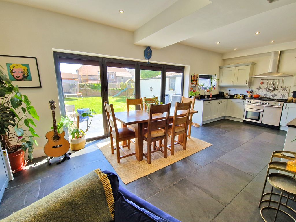 Additional image 8 of 6 bed semi-detached house for saleLougher Gardens, Porthcawl CF36