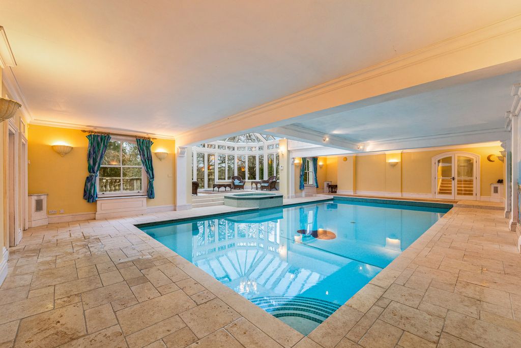Additional image 24 of 6 bed detached house for saleTupwood Lane, Caterham CR3