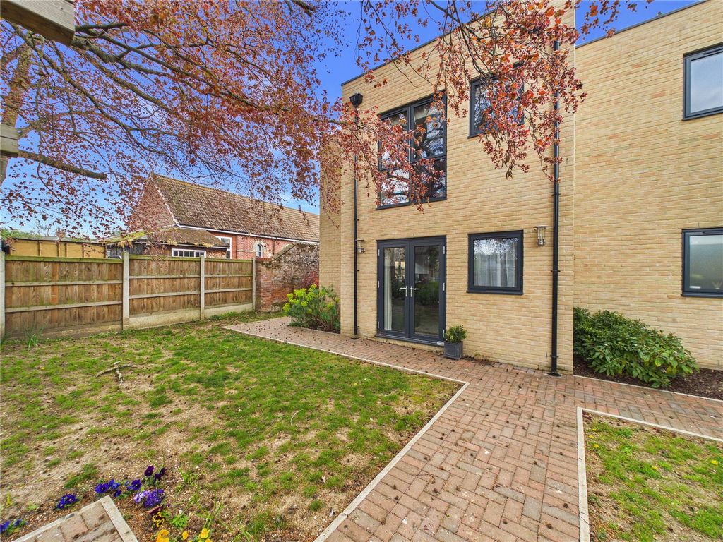 Additional image 15 of 2 bed flat for saleMill Tye, Great Cornard, Sudbury, Suffolk CO10