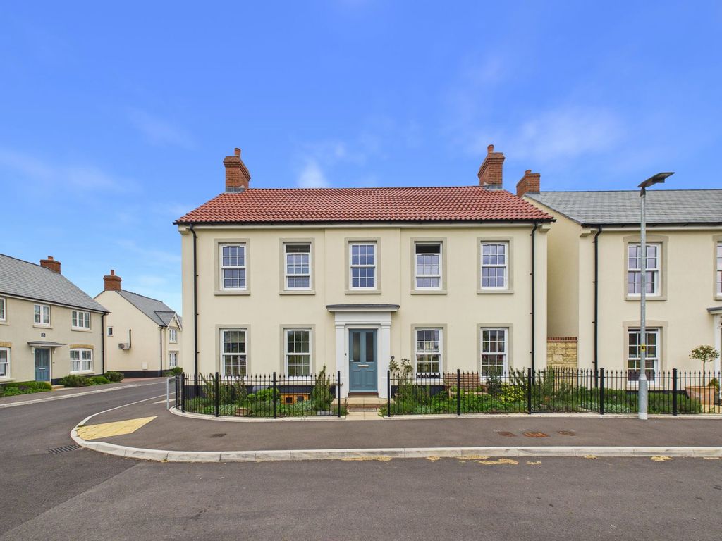 4 bed detached house for saleSummers Drive, Calne SN11