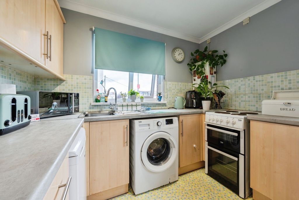 Additional image 13 of 1 bed flat for saleFernleigh Gardens, Wadebridge, Cornwall PL27