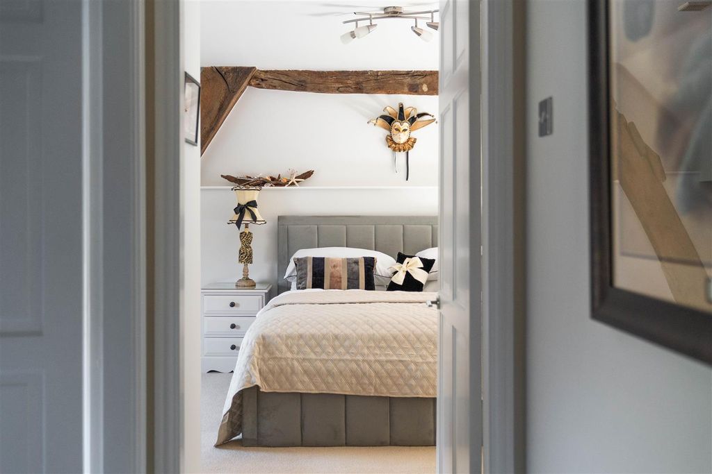 Additional image 42 of 4 bed property for saleHawthorne Barns, Walton Back Lane, Somersall, Chesterfield S42