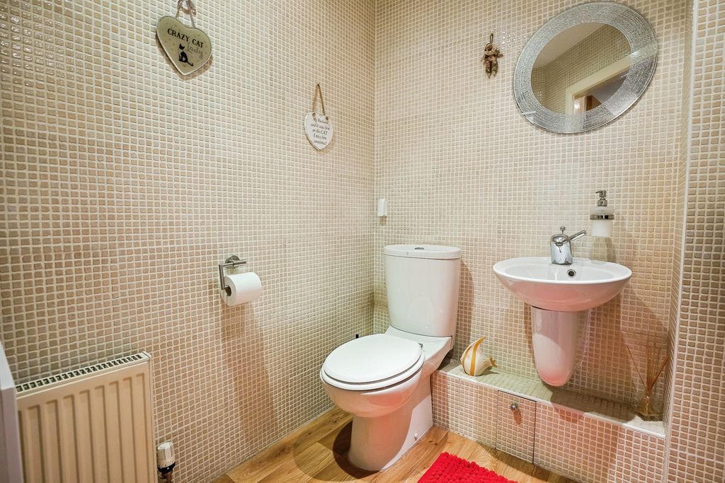 Additional image 9 of 3 bed flat for saleHoole Road, Chester, Cheshire CH2