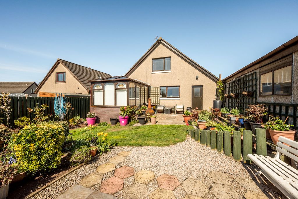 Additional image 17 of 3 bed detached house for sale63 Newton Crescent, Carnoustie DD7